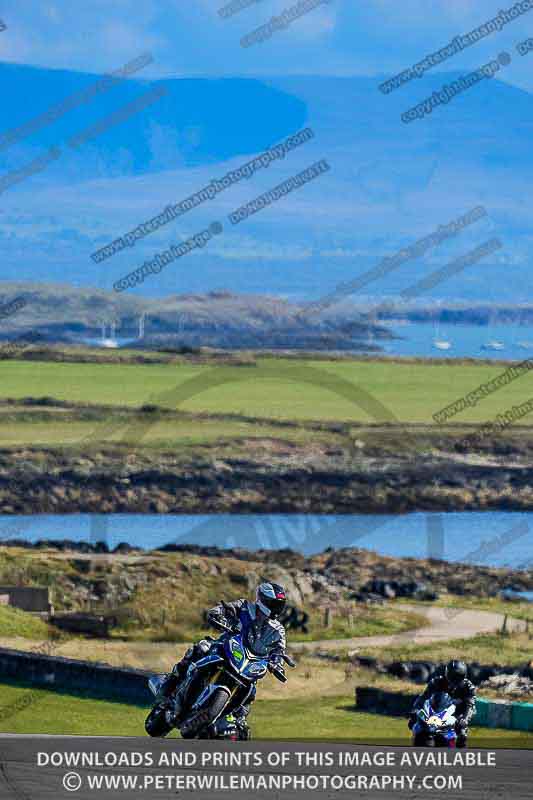 anglesey no limits trackday;anglesey photographs;anglesey trackday photographs;enduro digital images;event digital images;eventdigitalimages;no limits trackdays;peter wileman photography;racing digital images;trac mon;trackday digital images;trackday photos;ty croes